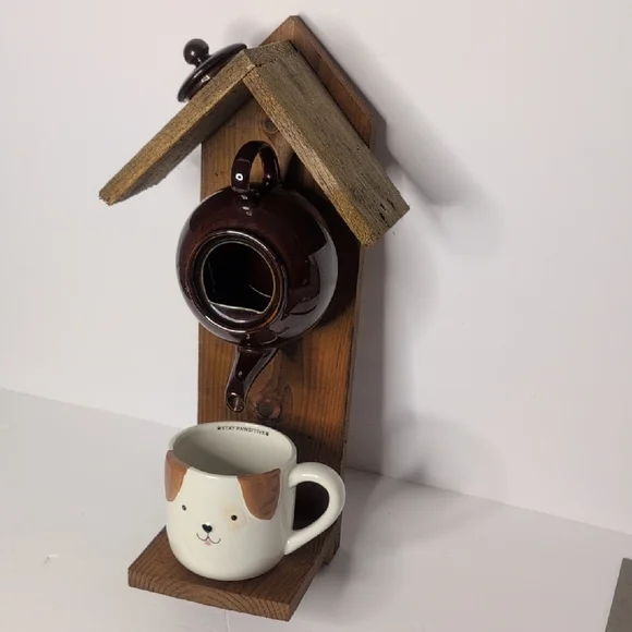 Rustic Wooden Handmade Bird Feeder Dog - Picture 2 of 16
